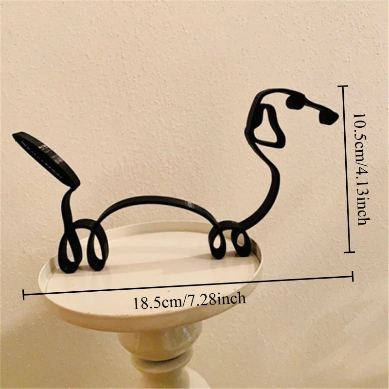 Dog/cat sculpture