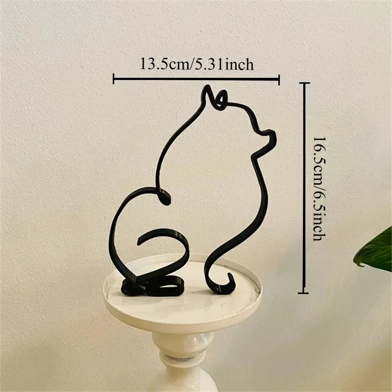 Dog/cat sculpture
