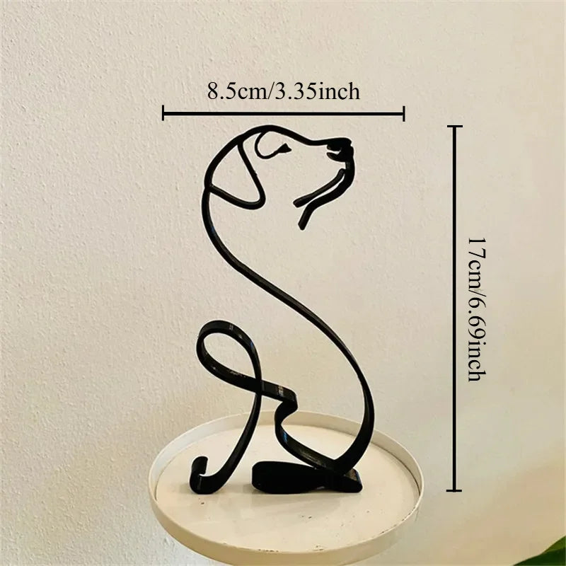 Dog/cat sculpture