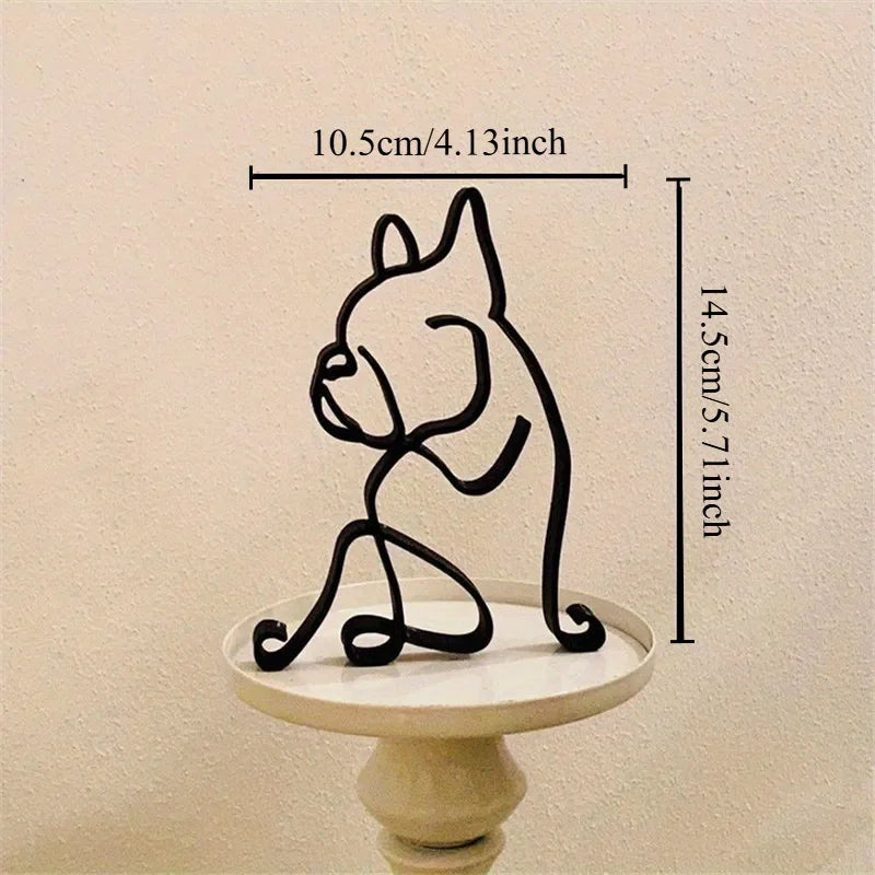 Dog/cat sculpture